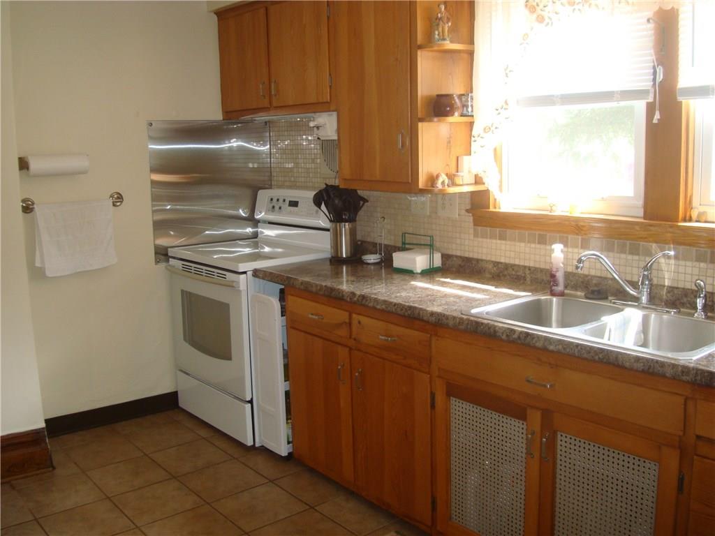 1206 Schultz Rd Extension Latrobe, PA 15650 - Photo 2 of 25 Gallery Image 2