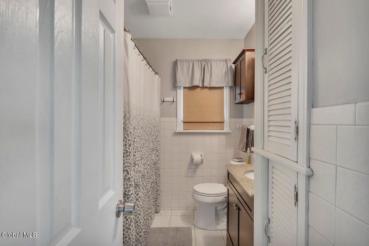 1022 Day Road Schenectady, NY 12303 - Photo 15 of 28 P1804132