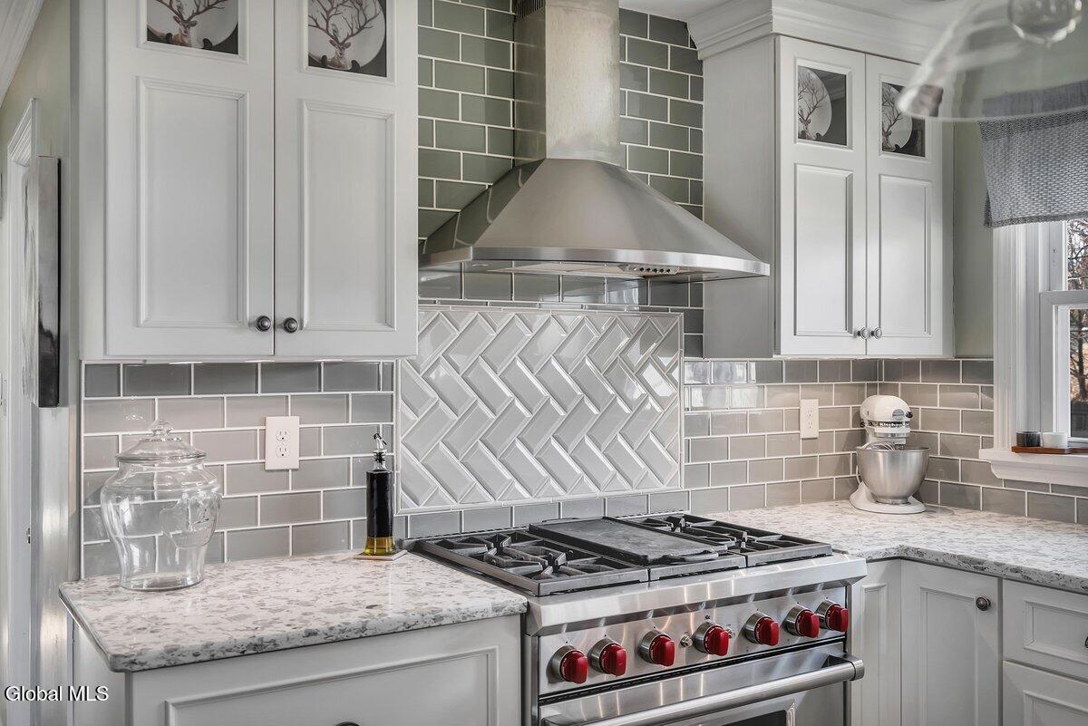 1022 Day Road Schenectady, NY 12303 - Photo 9 of 28 P1804192