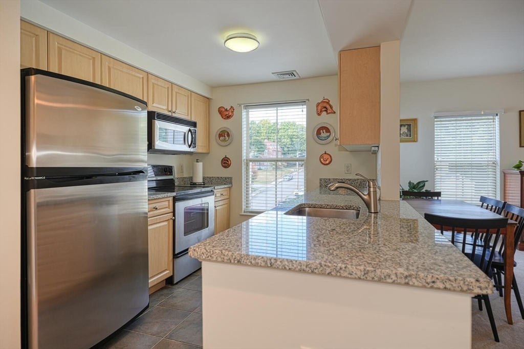 248 Main Street, Unit 415 Hudson, MA 01749 - Photo 4 of 16