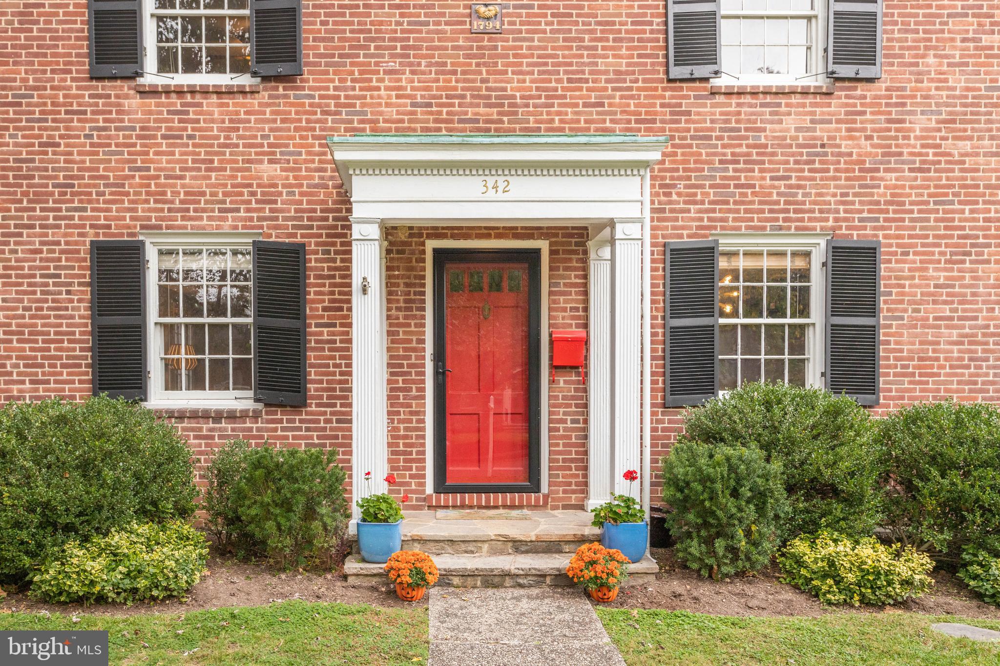 342 Broadmoor Road Baltimore, MD 21212 - Photo 4 of 50
