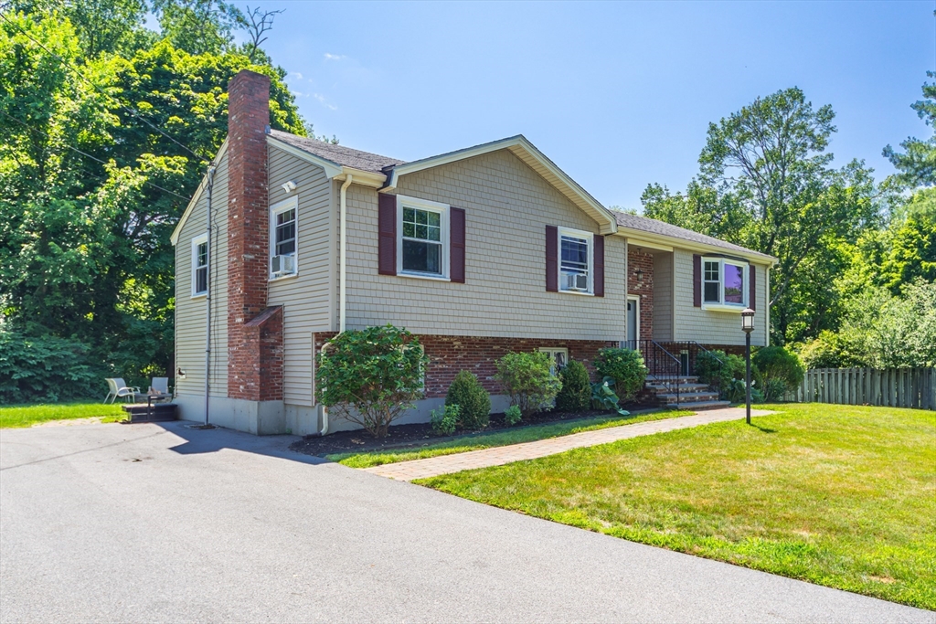 4 Colburn Street Natick, MA 01760 - Photo 2 of 37
