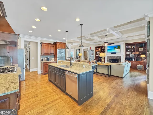 $1,175,000 | 185 Lake Shore Drive, Newnan, GA 30265