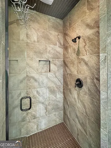 $1,175,000 | 185 Lake Shore Drive, Newnan, GA 30265