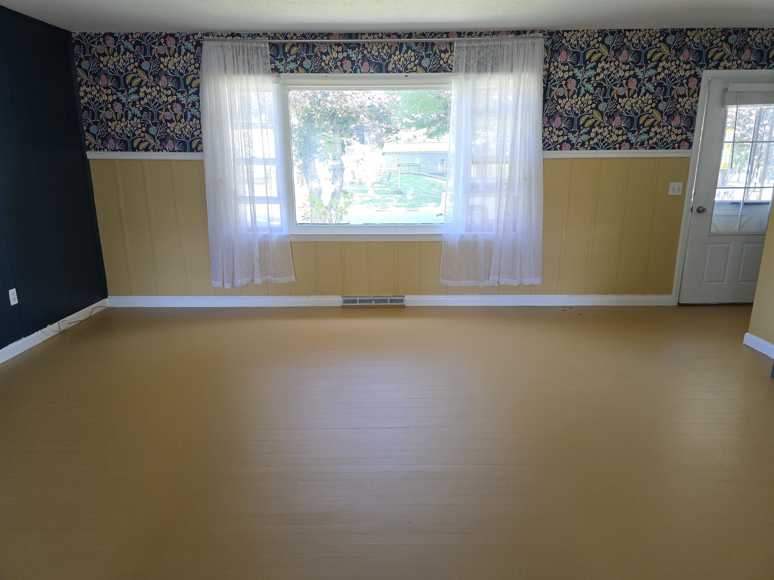 10 Clark Street Springfield, VT 05150 - Photo 27 of 44