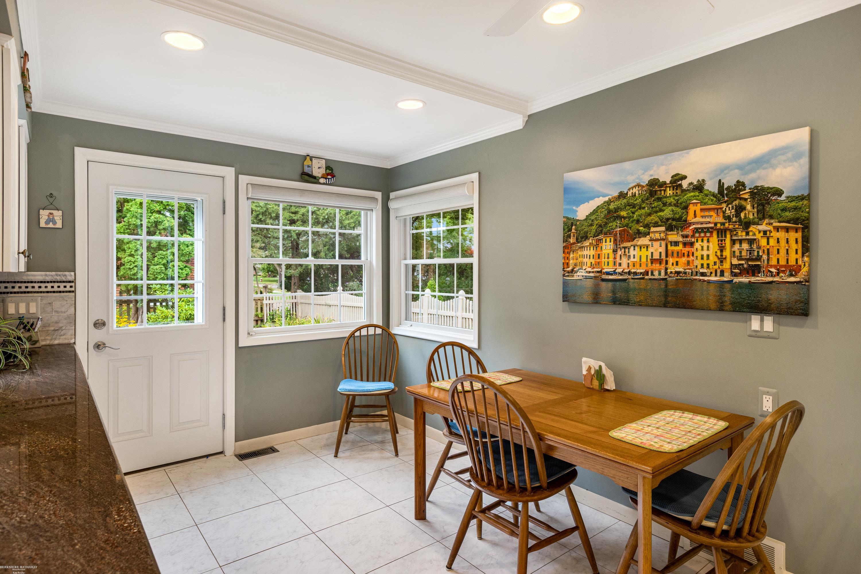 92 Deeplands Road Grosse Pointe, MI 48236 - Photo 31 of 75 50121634-30.JPG