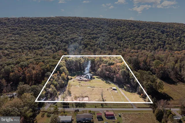 $285,000 | 132 Turnpike Road, Ashland, PA 17921