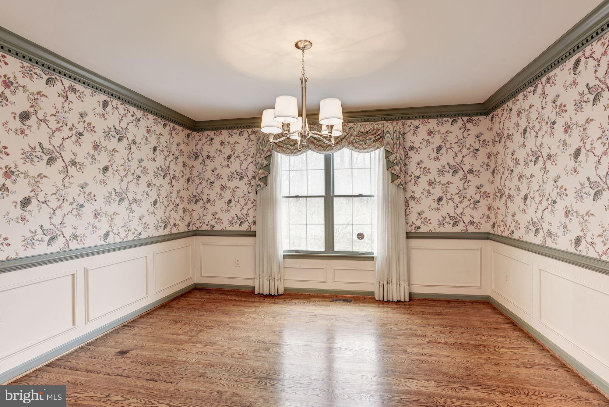 6074 Loventree Road Columbia, MD 21044 - Photo 5 of 27 Dining Room