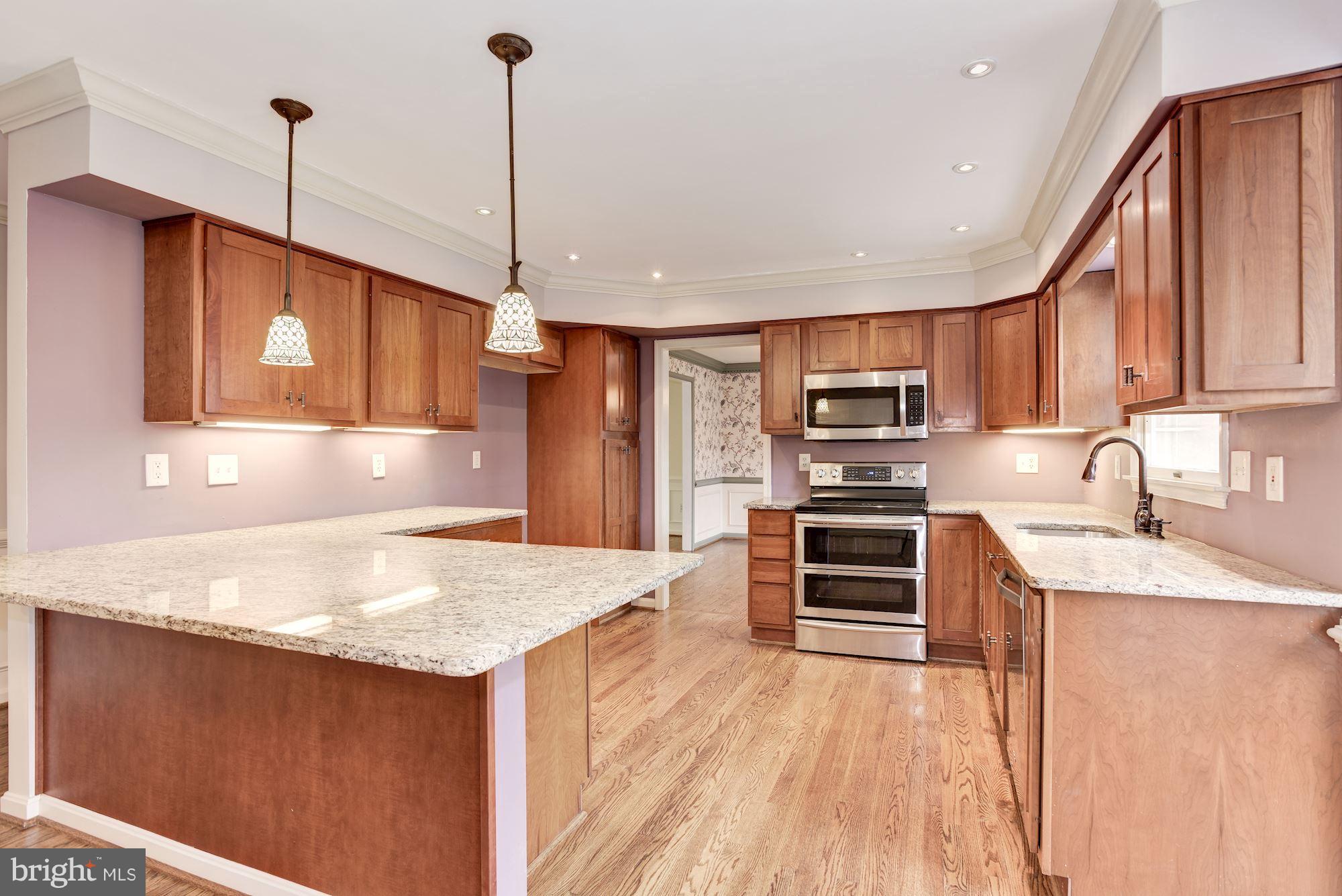 6074 Loventree Road Columbia, MD 21044 - Photo 7 of 27 Kitchen
