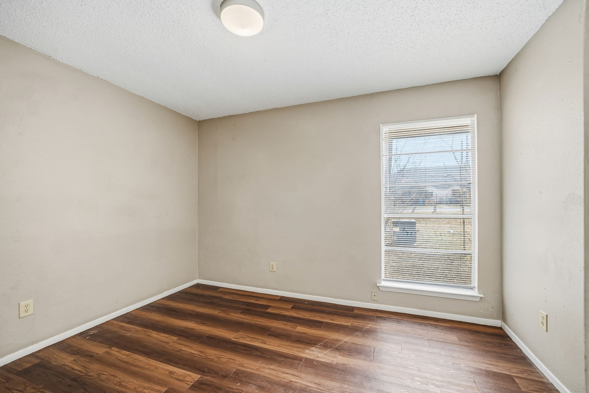 5200 Nuckols Crossing Road, Unit B Austin, TX 78744 - Photo 4 of 14