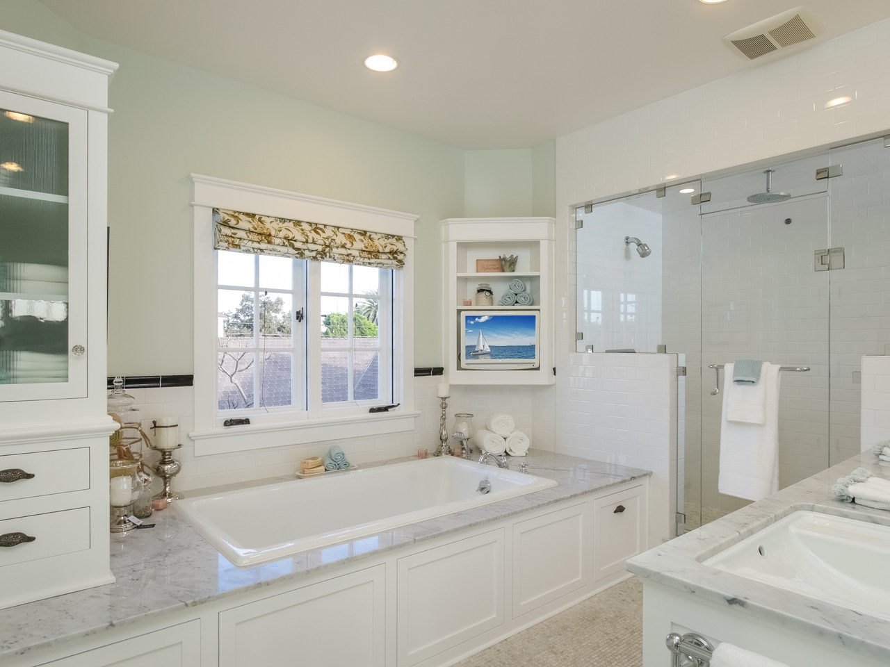 211 Ocean Drive Coronado, CA 92118 - Photo 16 of 24