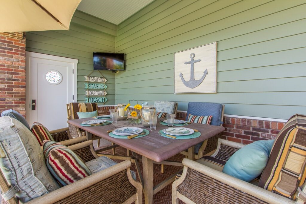 211 Ocean Drive Coronado, CA 92118 - Photo 22 of 24