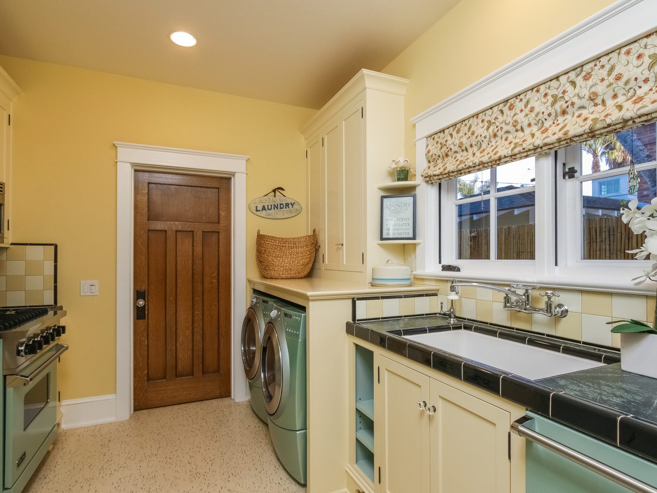 211 Ocean Drive Coronado, CA 92118 - Photo 8 of 24