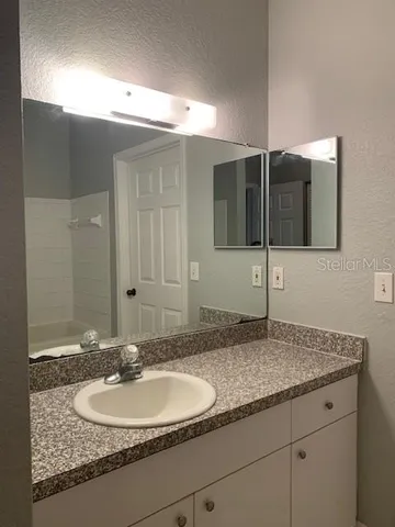 $1,100 | 6424 Raleigh Street, Unit 3104, Orlando, FL 32835