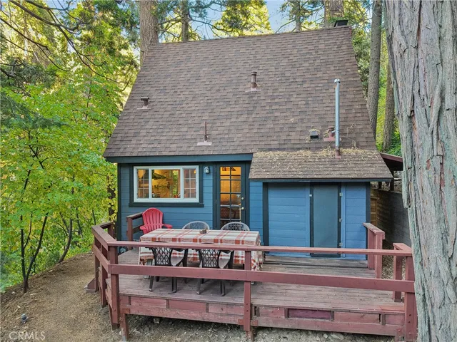 $328,000 | 814 Ivy Lane, Lake Arrowhead, CA 92385