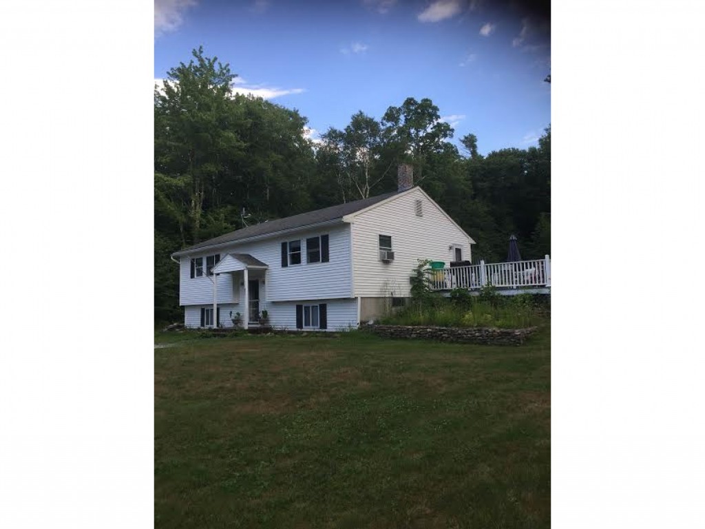 497 South Barnstead Road Barnstead, NH 03225 - Photo 1 of 10