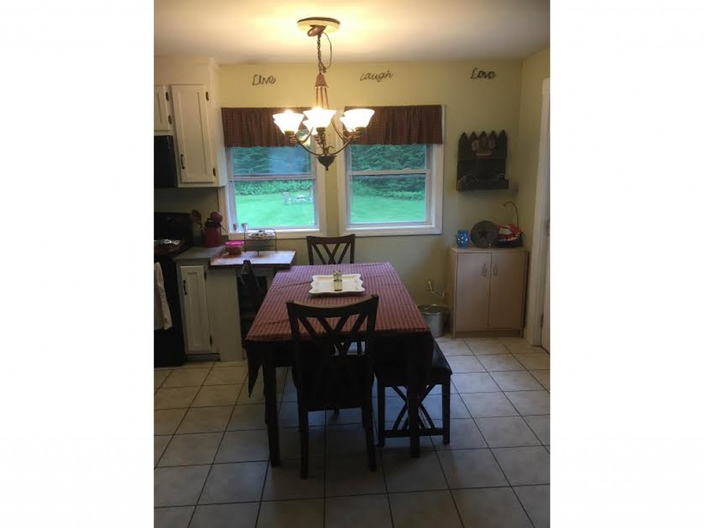 497 South Barnstead Road Barnstead, NH 03225 - Photo 2 of 10