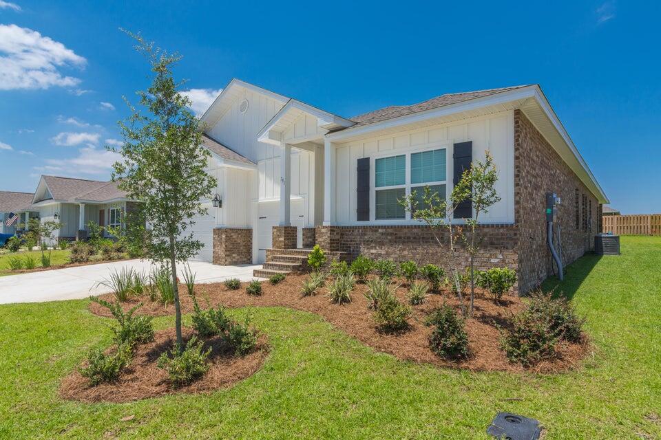 791 Cornelia Street Freeport, FL 32439 - Photo 2 of 53 20200616181051964610000000-o