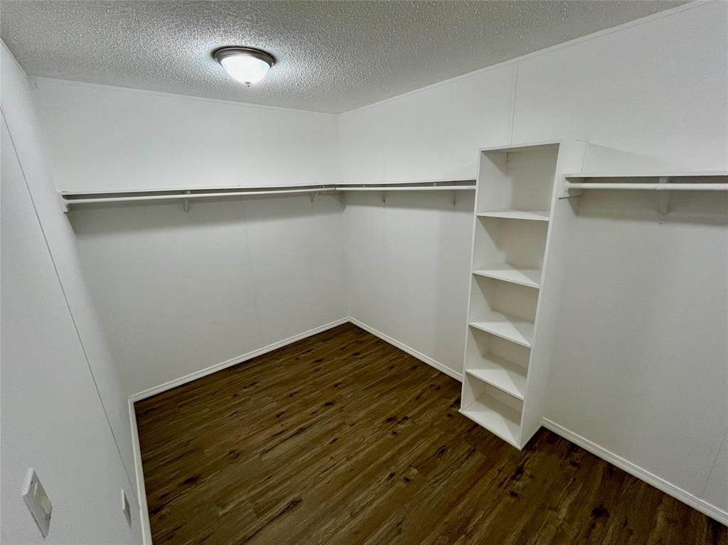 6913 Rice Road Shreveport, LA 71129 - Photo 16 of 26 Master closet