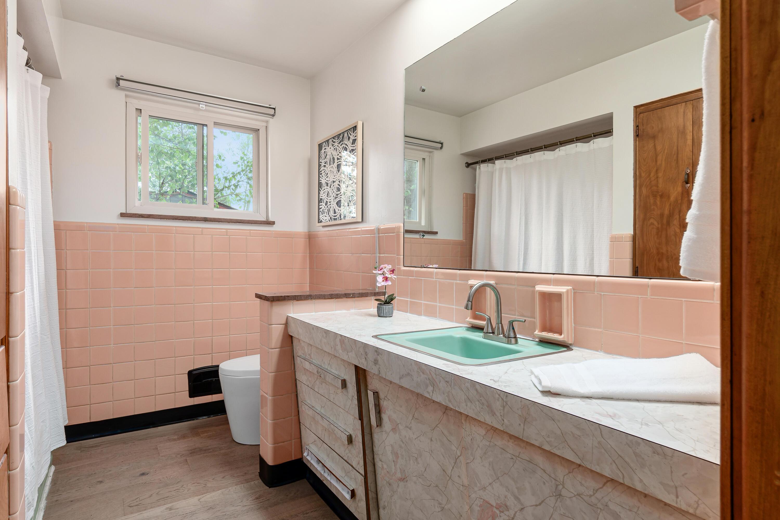 3615 Dempsey Road Westerville, OH 43081 - Photo 10 of 41 Bathroom (entry level)