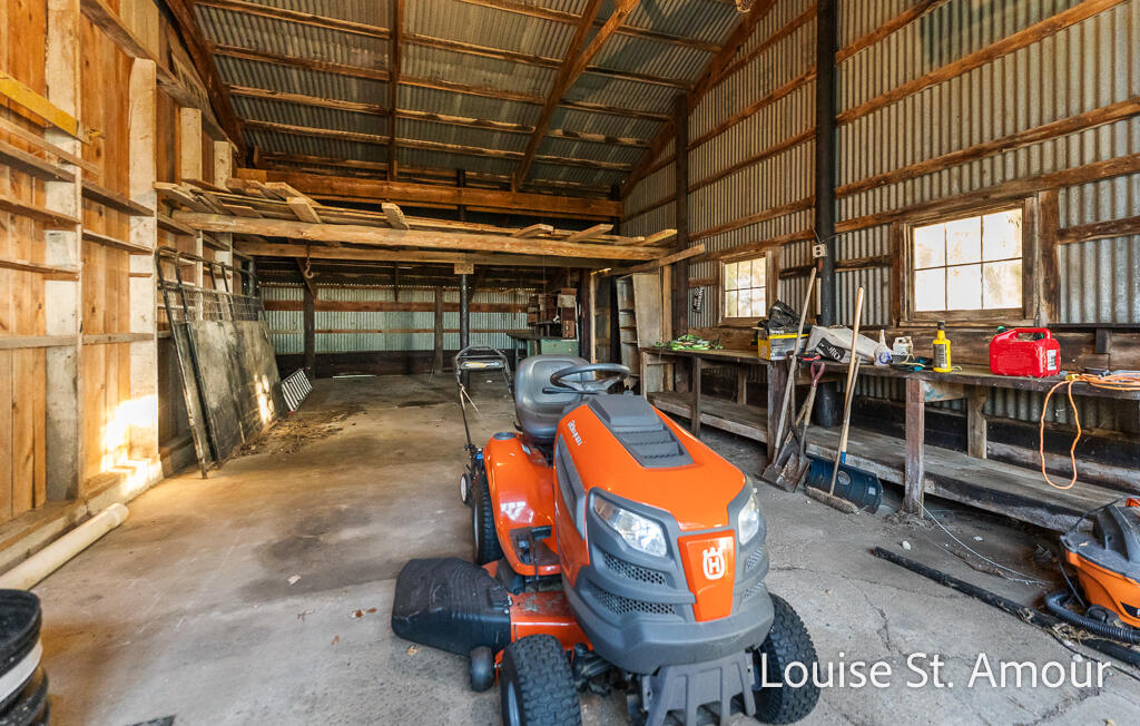 10341 Whitbeck Road Montague, MI 49437 - Photo 37 of 42 1034WhitbeckRdextra-9LoRes