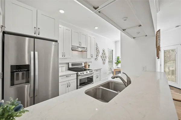 $1,699 | 6501 Columbia Oaks Court, Unit D8, Austin, TX 78759