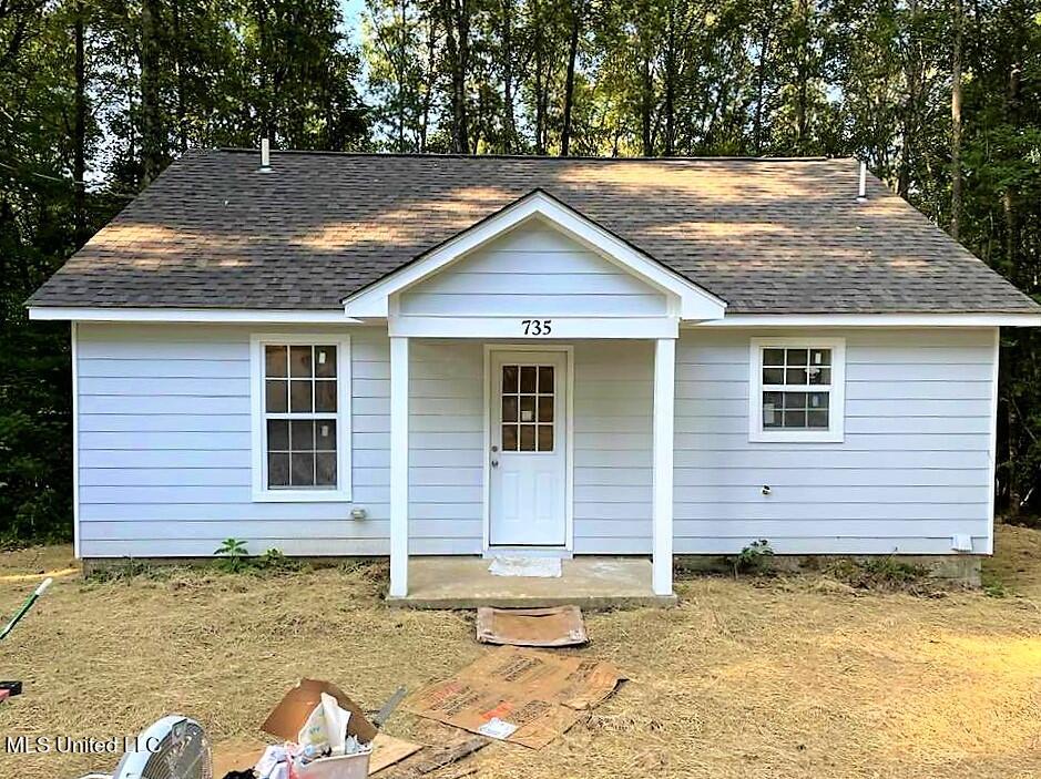 735 Ridge Rd. Sarah, MS 38665 - Photo 1 of 9 735 Ridge Road Front of House 2