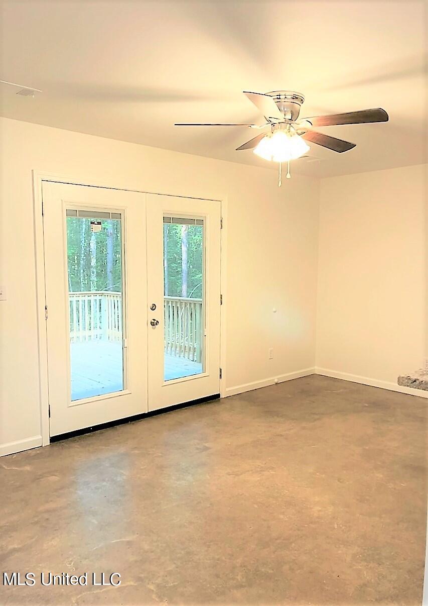 735 Ridge Rd. Sarah, MS 38665 - Photo 3 of 9 735 Ridge Road Pic 3