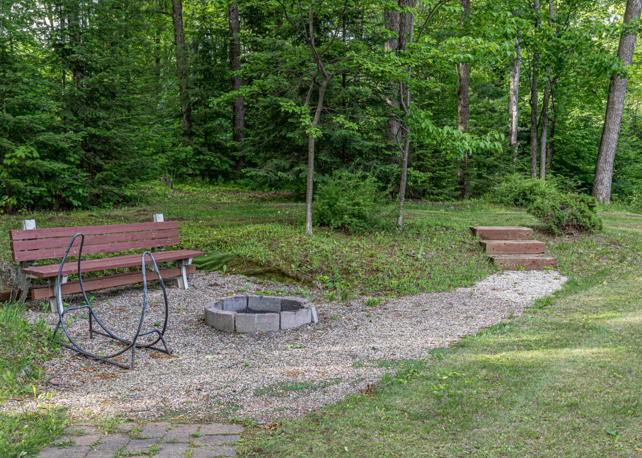 7658 Frontier Road Presque Isle, WI 54557 - Photo 36 of 42 Gallery Image 36