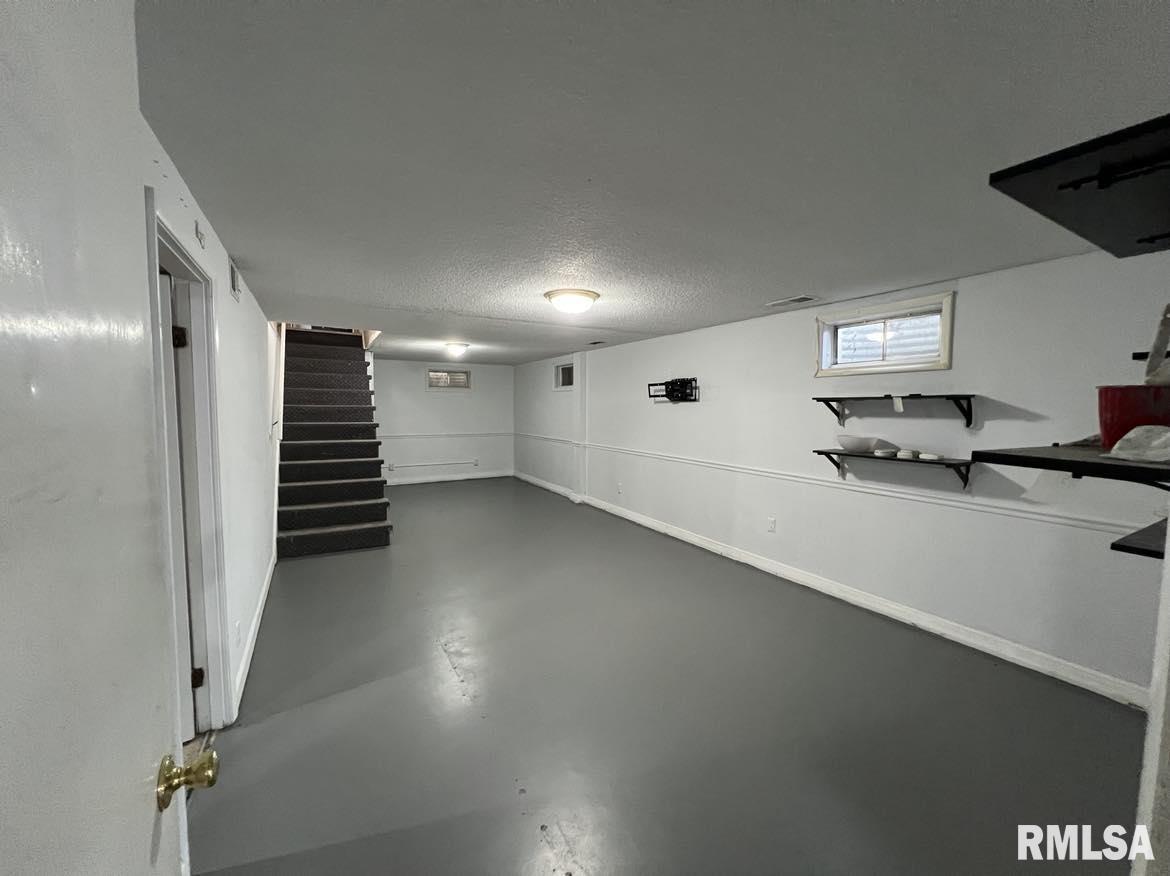316 Jana Road Macomb, IL 61455 - Photo 27 of 31 Gallery Image 27