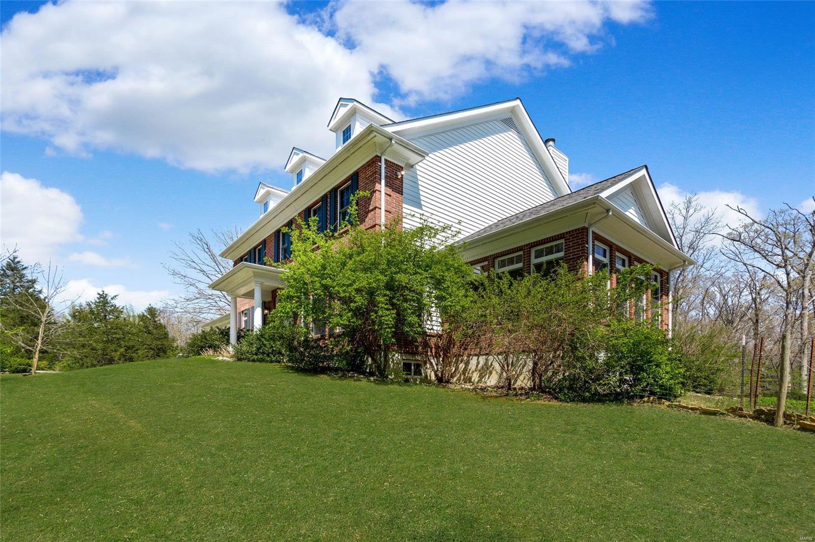 2818 South Point Prairie Road Wentzville, MO 63385 - Photo 3 of 69