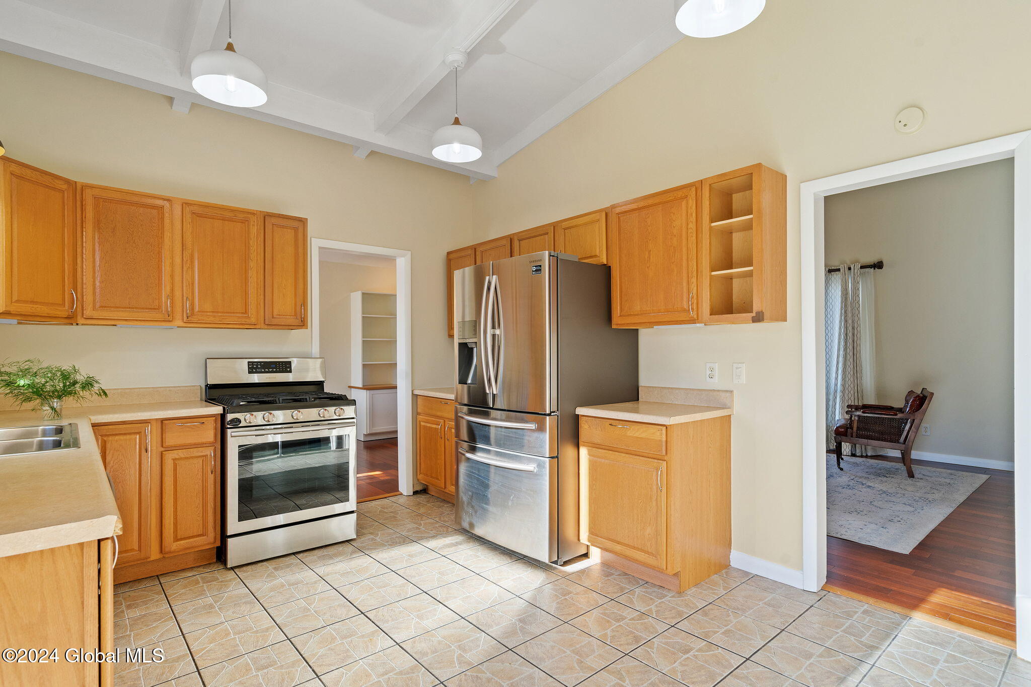 114 Hackett Boulevard Albany, NY 12209 - Photo 13 of 39 23-web-or-mls-114-hackett-blvd