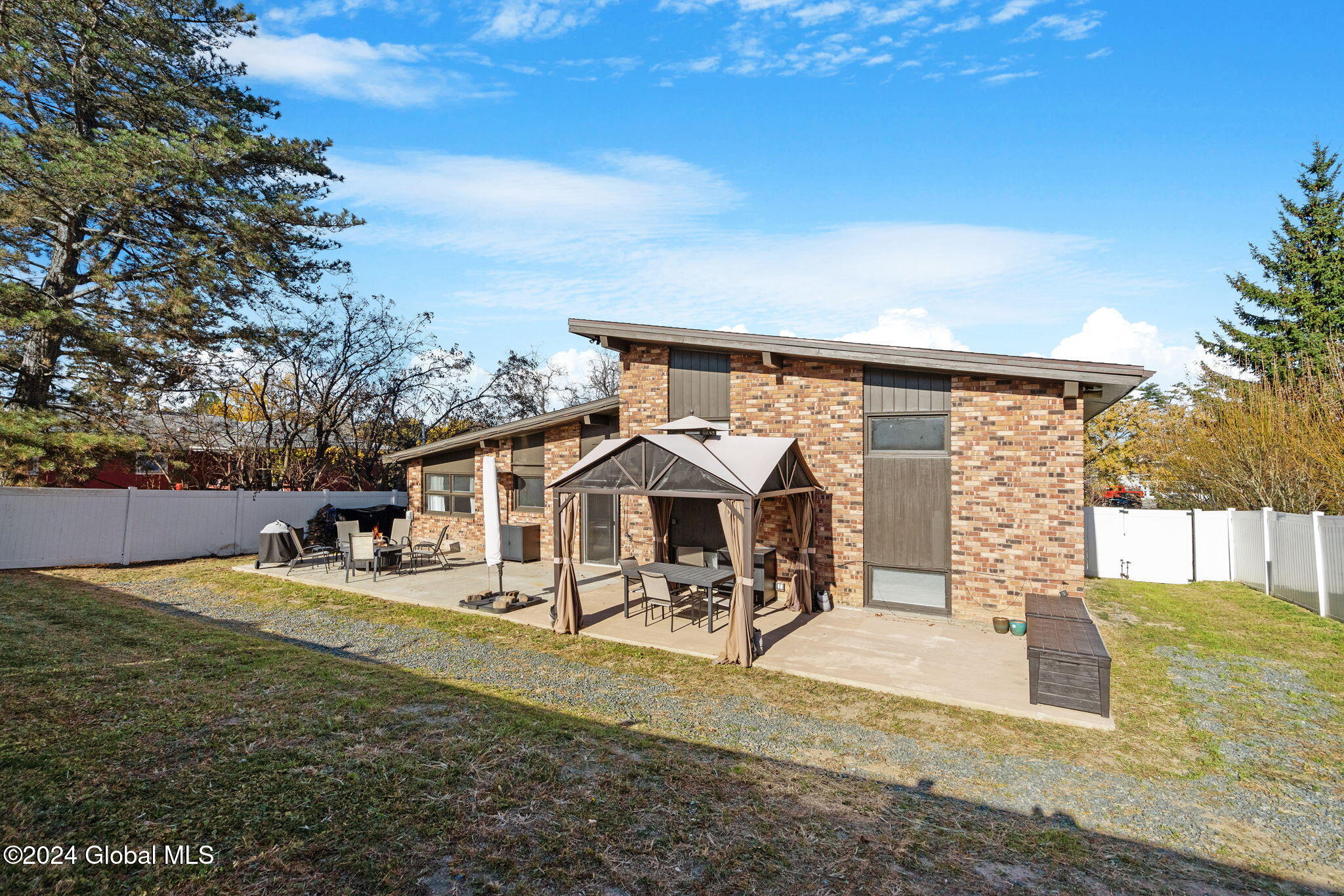 114 Hackett Boulevard Albany, NY 12209 - Photo 37 of 39 10-web-or-mls-114-hackett-blvd