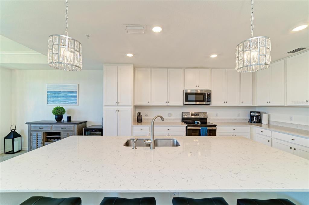 17520 Gawthrop Drive, Unit 202 Lakewood Ranch, FL 34211 - Photo 15 of 71