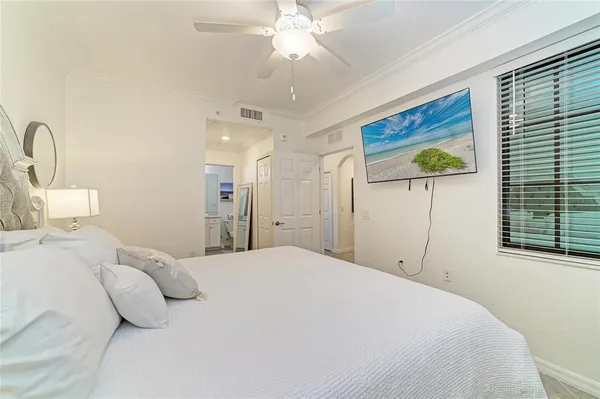 $295,000 | 17520 Gawthrop Drive, Unit 202, Lakewood Ranch, FL 34211