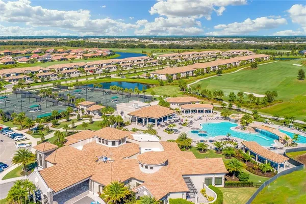 $295,000 | 17520 Gawthrop Drive, Unit 202, Lakewood Ranch, FL 34211