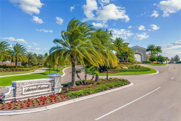$295,000 | 17520 Gawthrop Drive, Unit 202, Lakewood Ranch, FL 34211