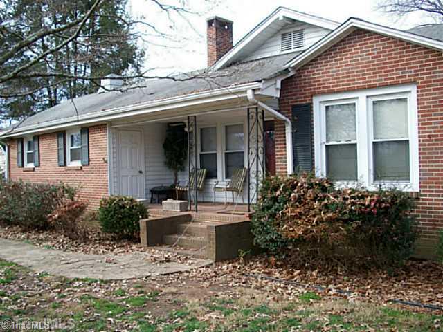3570 Transou Road Pfafftown, NC 27040 - Photo 7 of 10 Exterior Front.