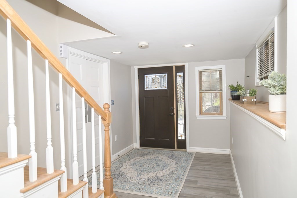 50 Lupine Road Andover, MA 01810 - Photo 3 of 33 Gallery Image 3
