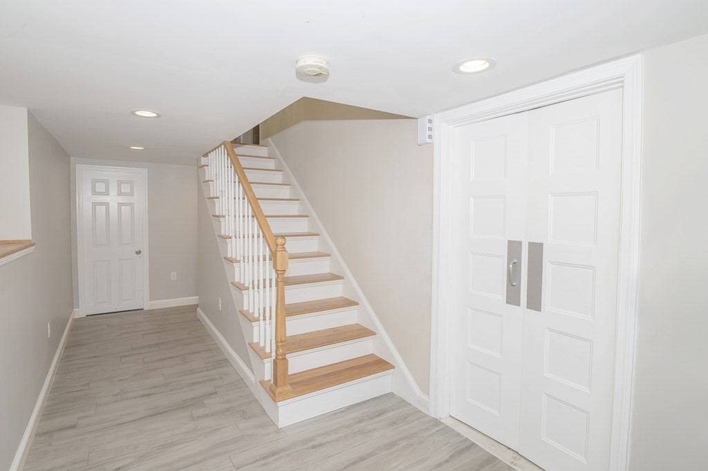 50 Lupine Road Andover, MA 01810 - Photo 4 of 33 Gallery Image 4