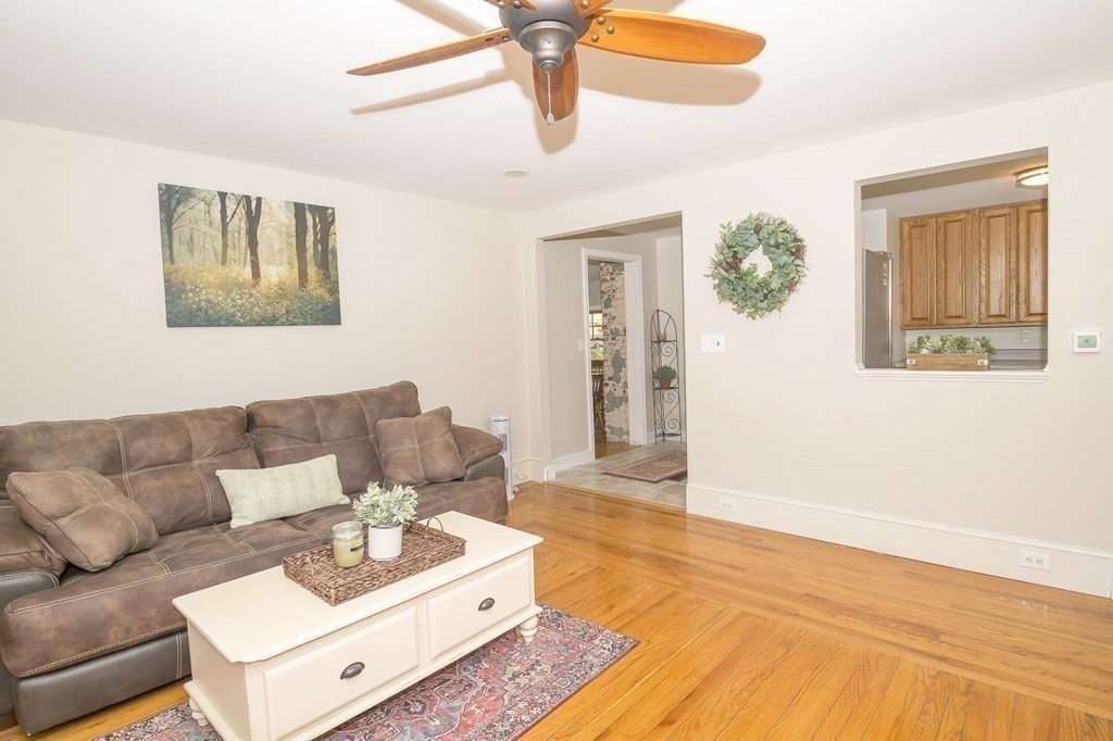 50 Lupine Road Andover, MA 01810 - Photo 8 of 33 Gallery Image 8