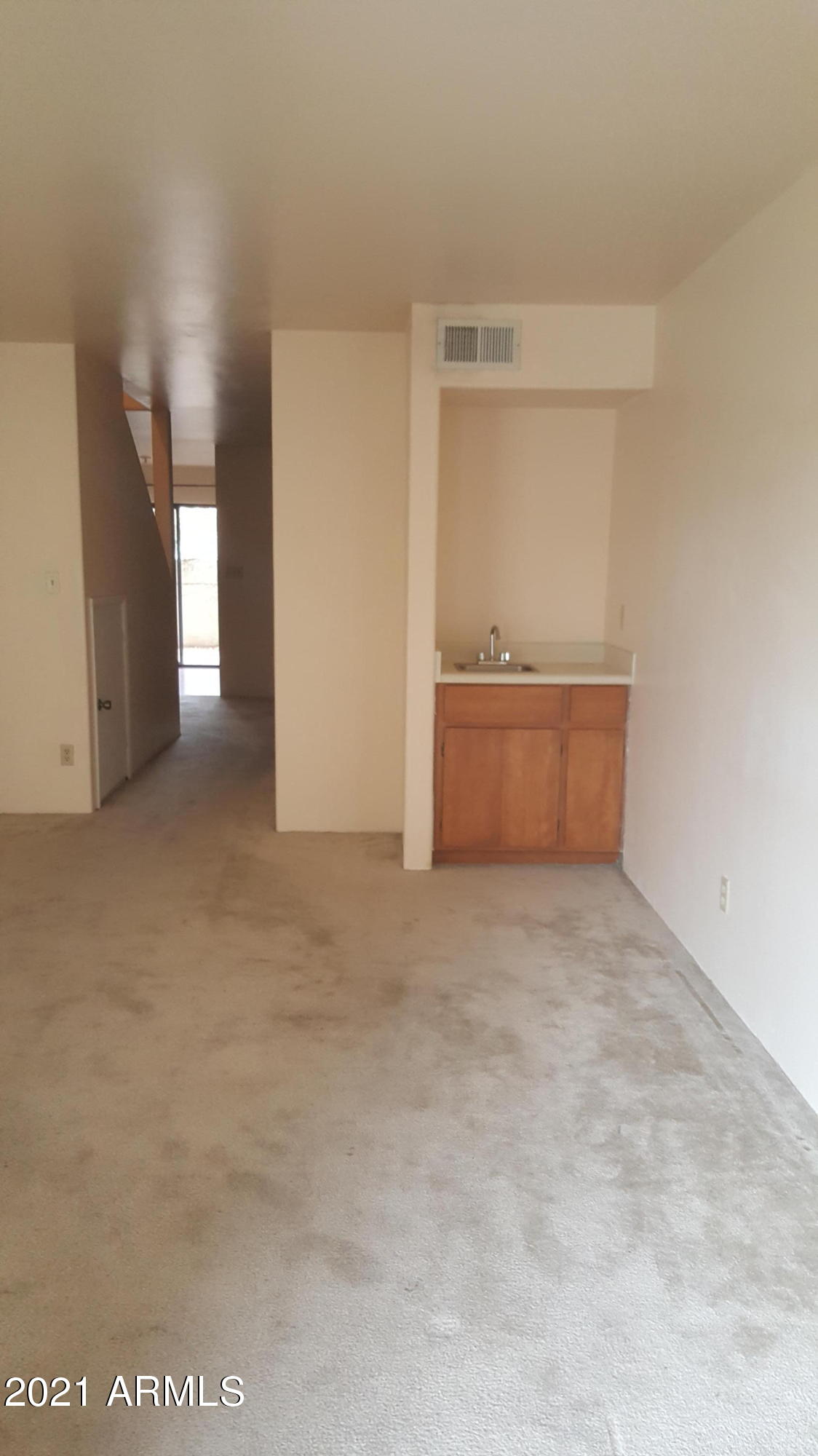 1702 East Ocotillo Road, Unit 6 Phoenix, AZ 85016 - Photo 3 of 9 20210129_144234