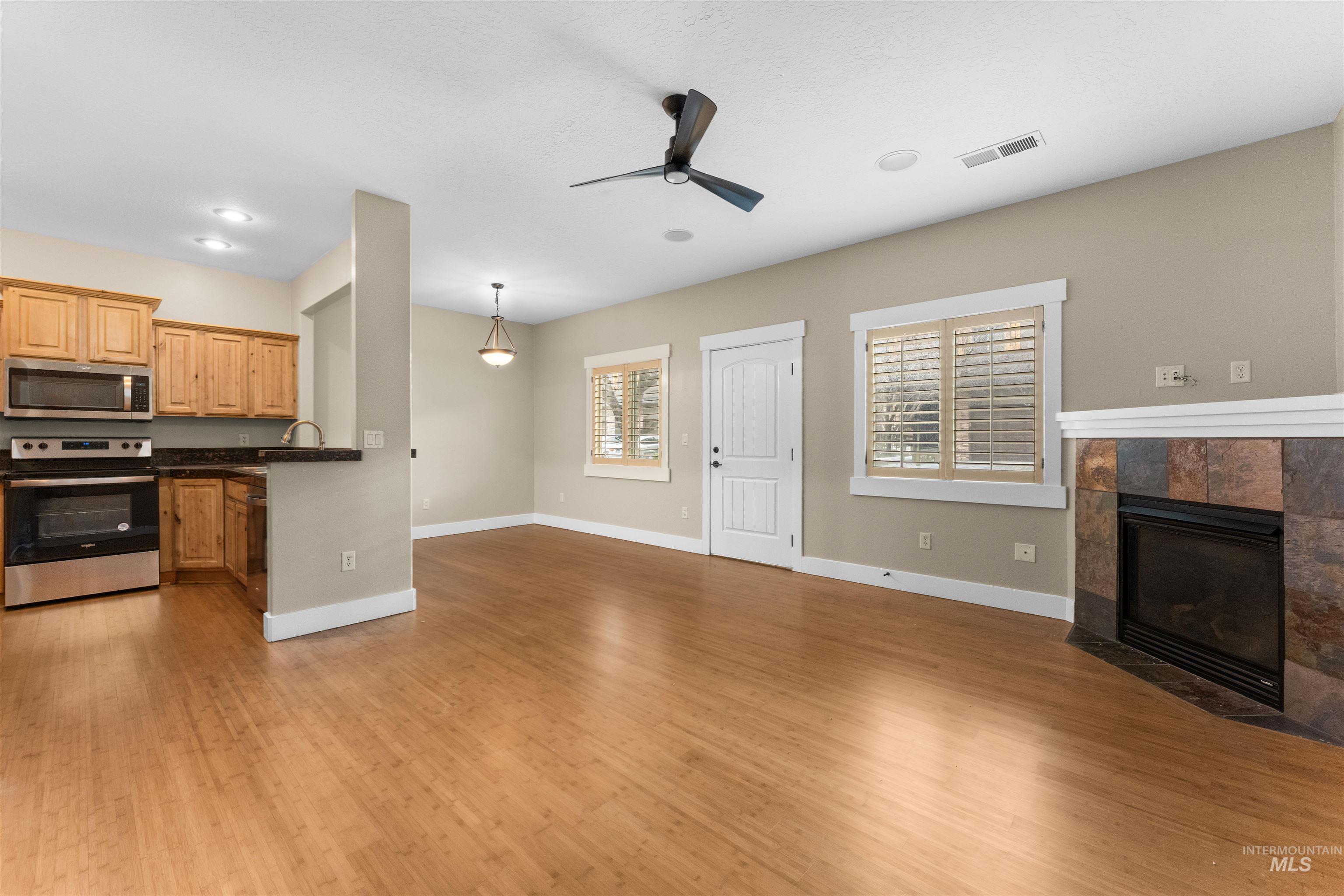 5231 West Morris Hill Road Boise, ID 83706 - Photo 7 of 29