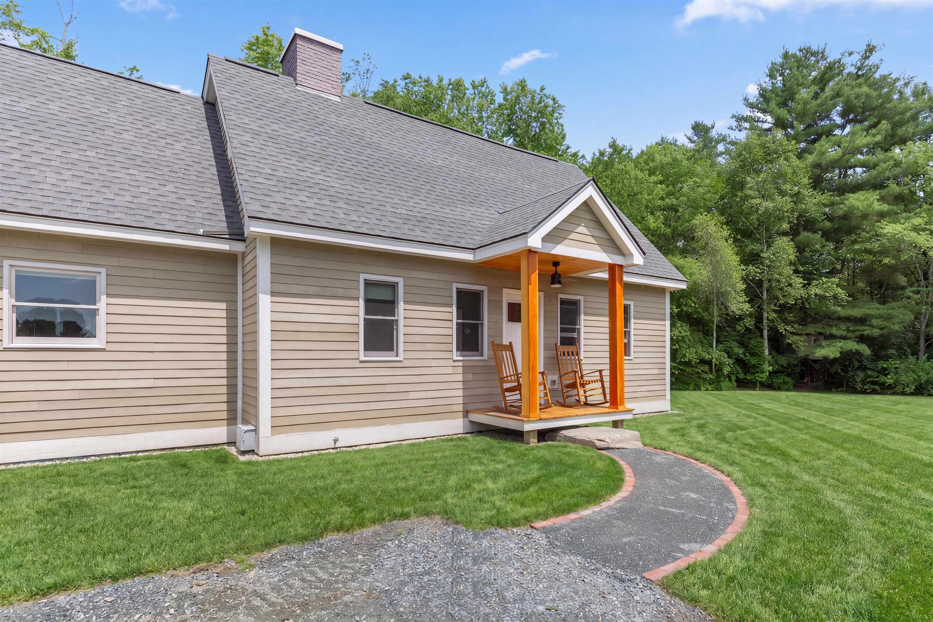 1662 Latham Road Thetford, VT 05043 - Photo 5 of 60