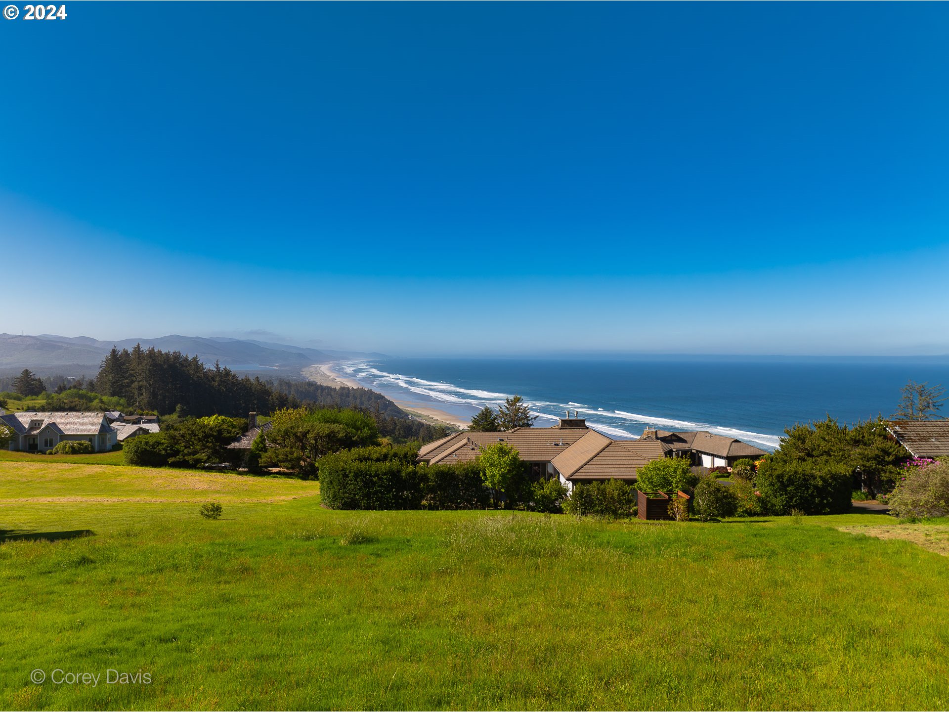 Meadow Loop, Unit 14 Nehalem, OR 97131 - Photo 5 of 22 a view of a city