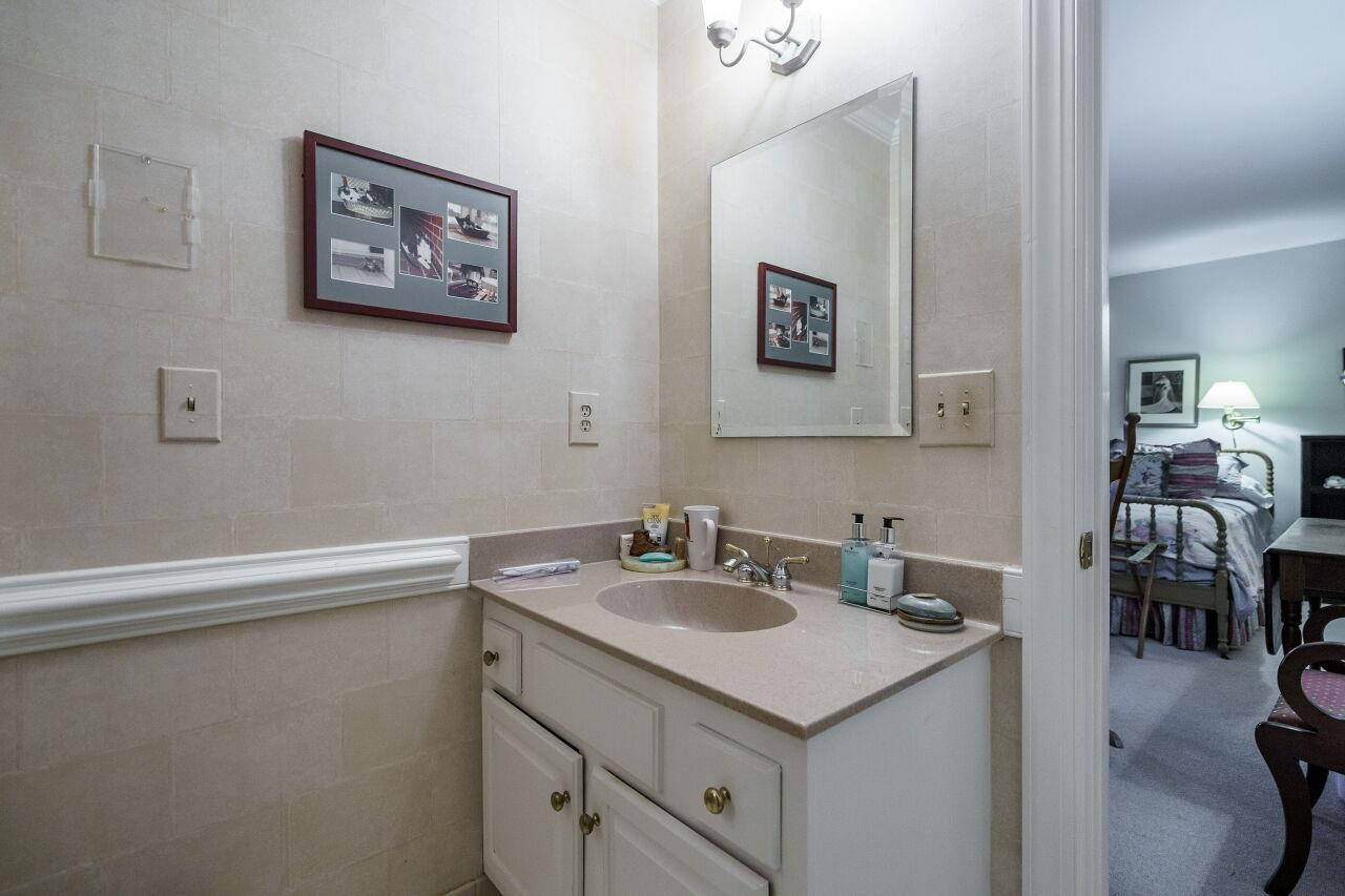 6010 Cobridge Square Raleigh, NC 27609 - Photo 23 of 26 Photo 23