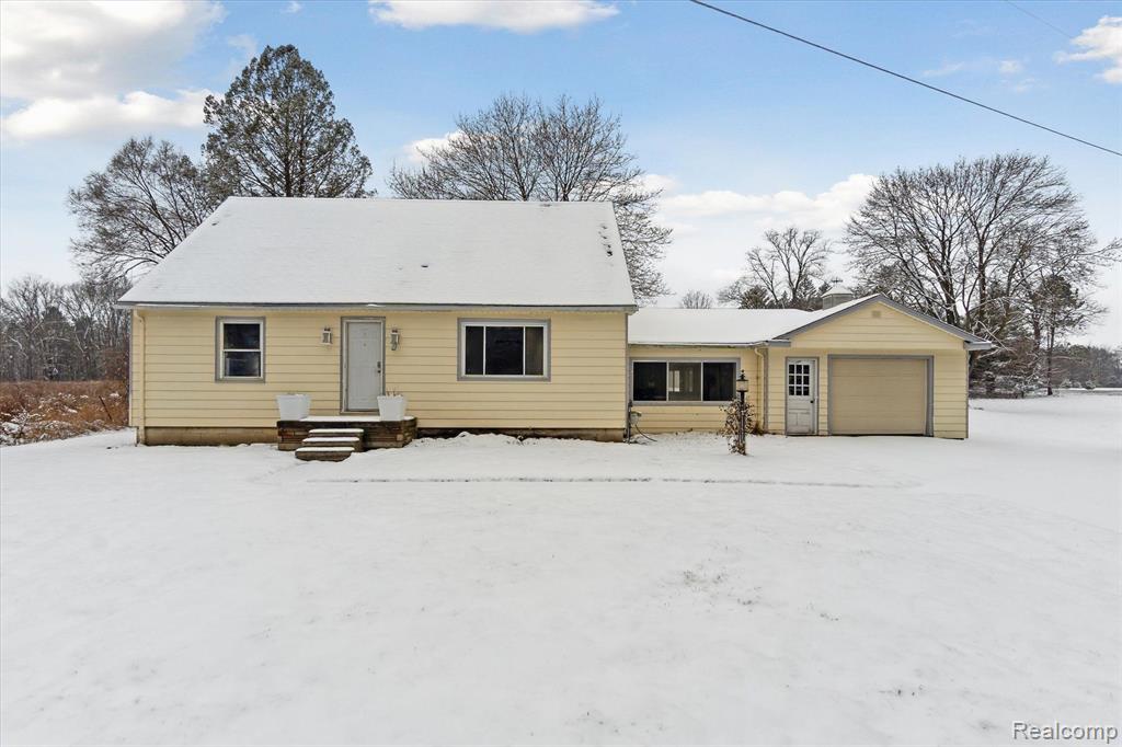 3457 Byron Road Howell, MI 48855 - Photo 1 of 35