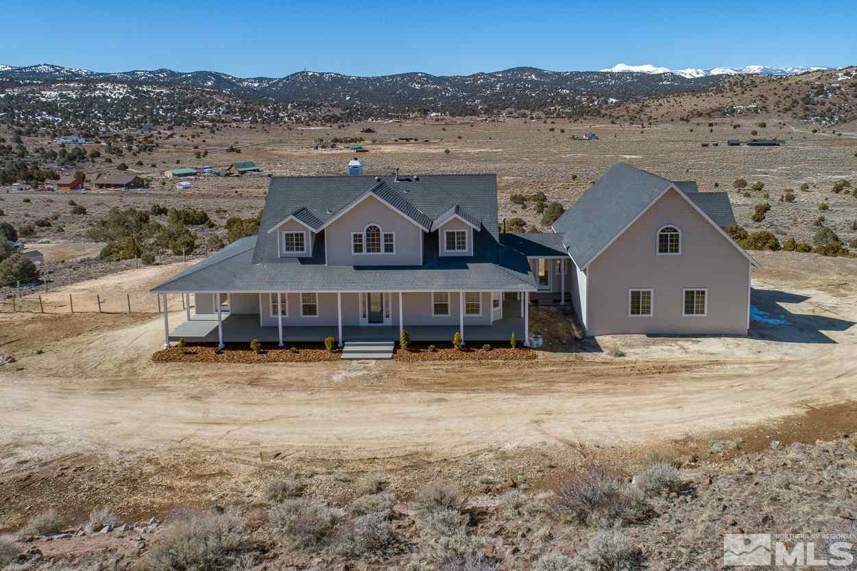 3220 Cartwright Road Reno, NV 89521 - Photo 1 of 25 front view of a house with a yard