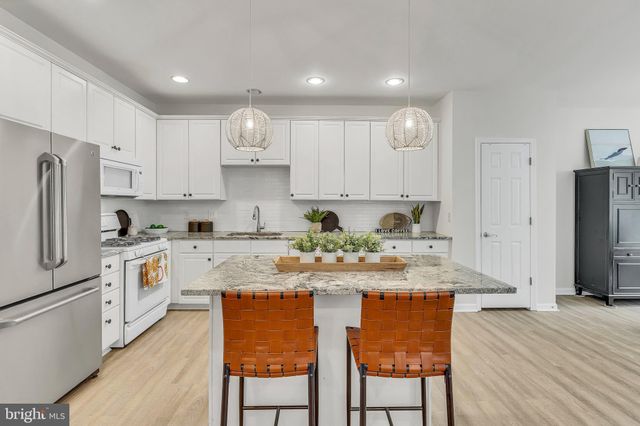 $753,287 | 5308 Jesmond Street, Alexandria, VA 22315