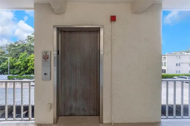 $1,600 | 940 Virginia Street, Unit 303, Dunedin, FL 34698